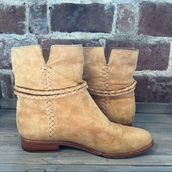 Frye Tina Camel Suede Whipstitch Tassel Ankle Boots Sz 6 - Picture 9 of 10
